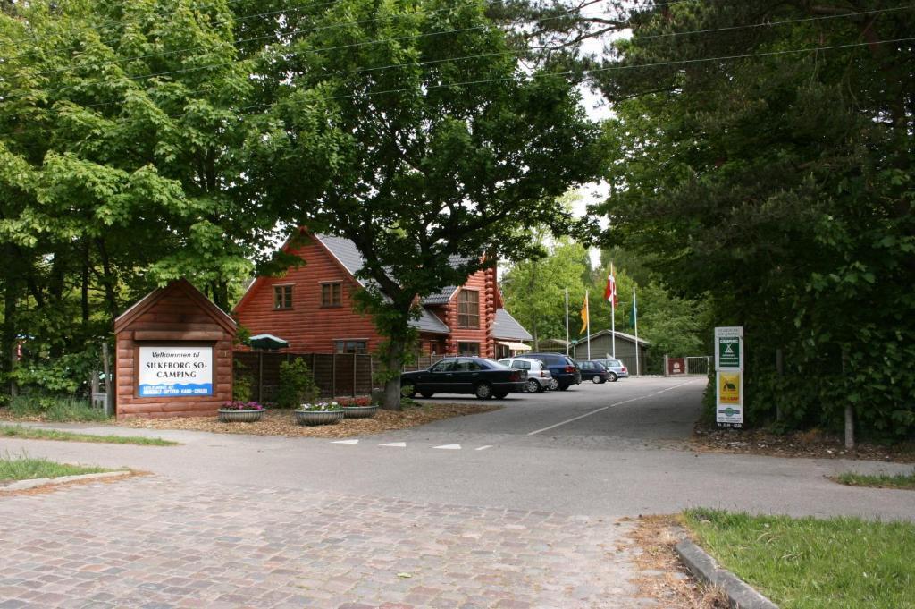 Silkeborg So Camping Apartments Extérieur photo